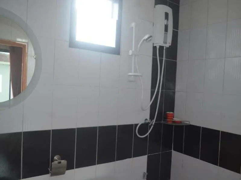 Hotel Phongpipat Lanta Mansion Ko Lanta 2*,  Thailand