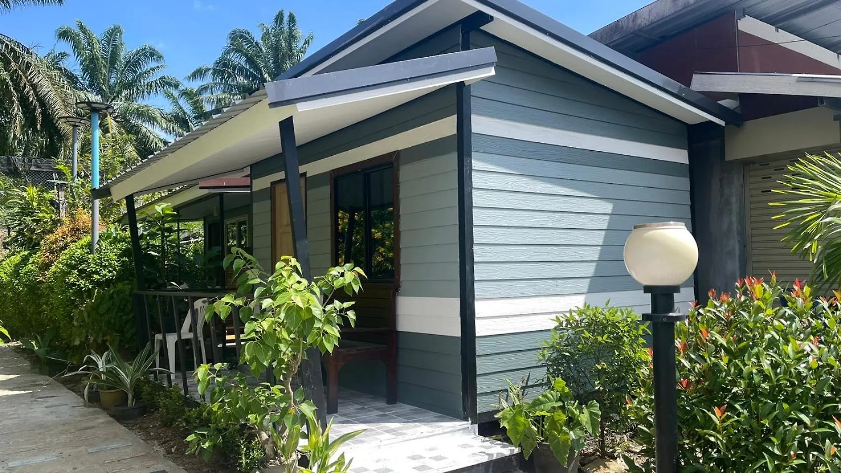 Phongpipat Lanta Mansion Hotel Ko Lanta 2*,  Thailand
