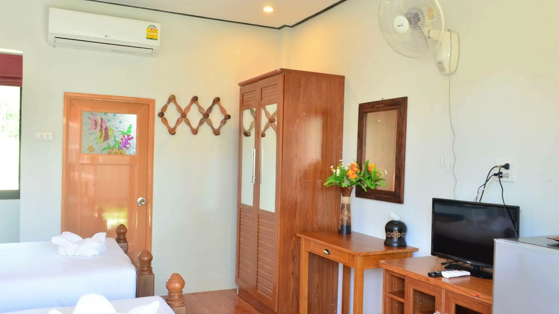 Phongpipat Lanta Mansion Hotel Koh Lanta Thailand
